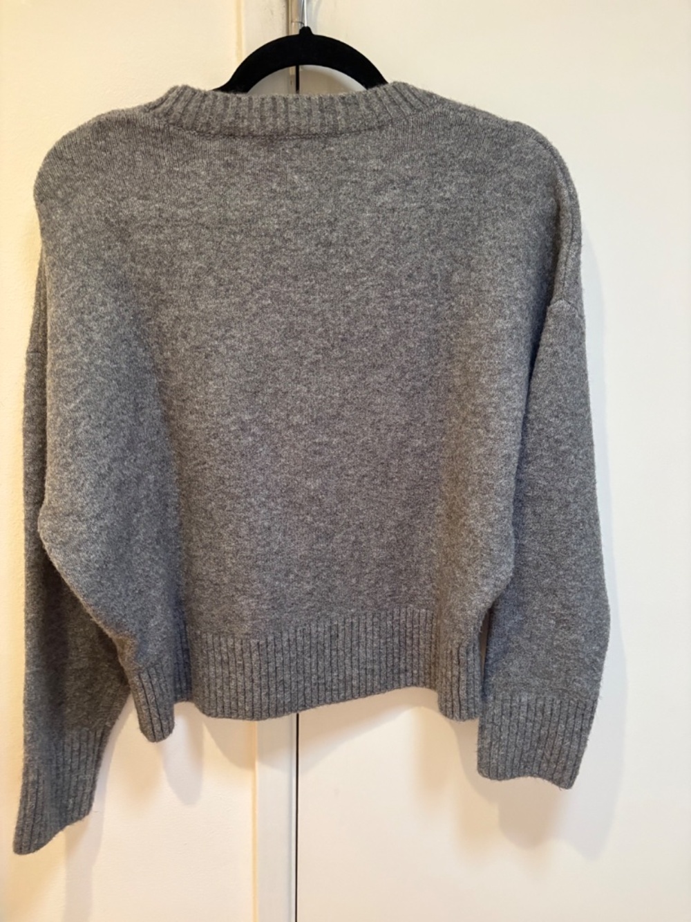 Zara sweater - Picture 2 of 5